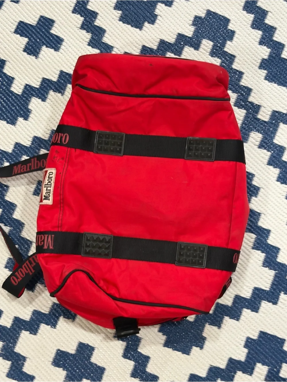 Vintage Marlboro Lizard Rock Duffle Bag Red / Black 90s